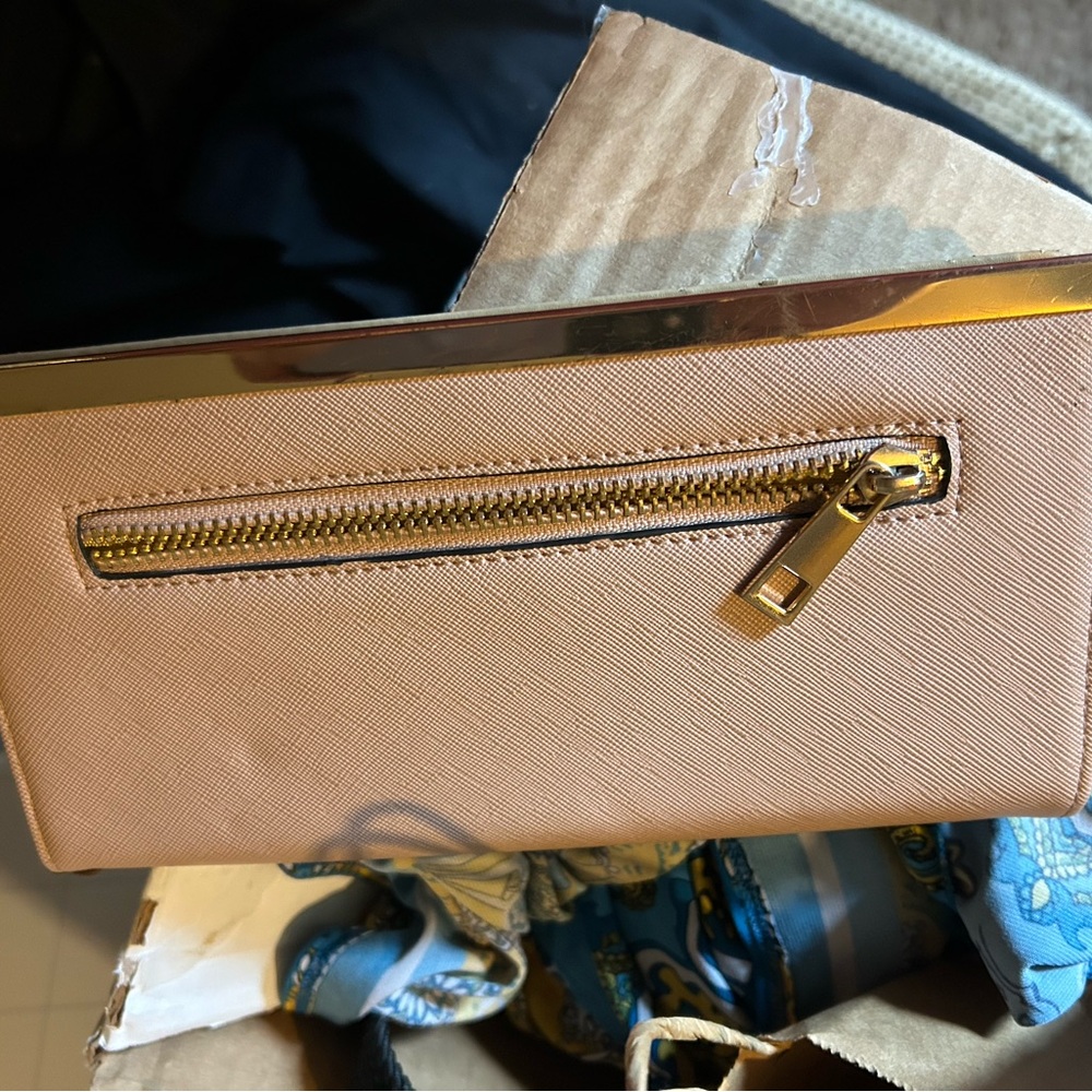 Elegant Tan Women's Clutch